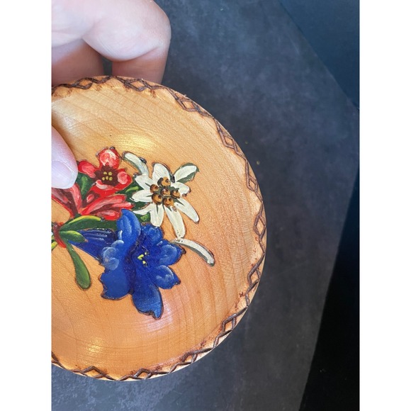 Vintage Ellmau Tirol Hand Painted Wood Bowl Alpine Flowers Edelweiss Austria - Picture 5 of 6